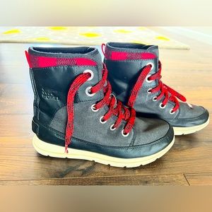 Sorel Explorer 1964 Boots - Black Buffalo Paid Size 9